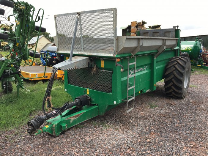 Samson Rear Discharge Spreader Halse